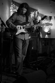 Dennis Ralph-Session Guitarist